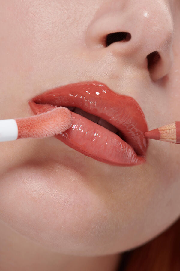 PLUMPING GLOSS WITH LIPLINER #53